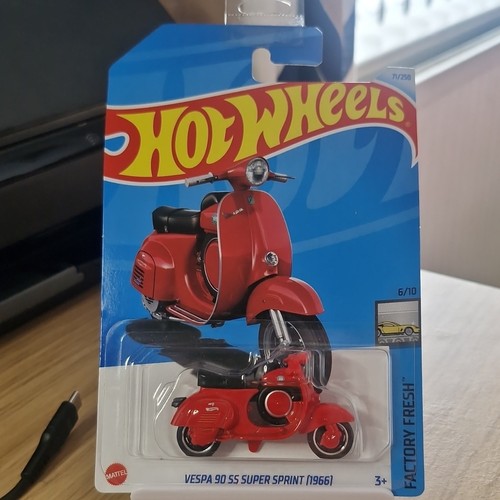 Hot wheels factory fresh vespa - wheels,