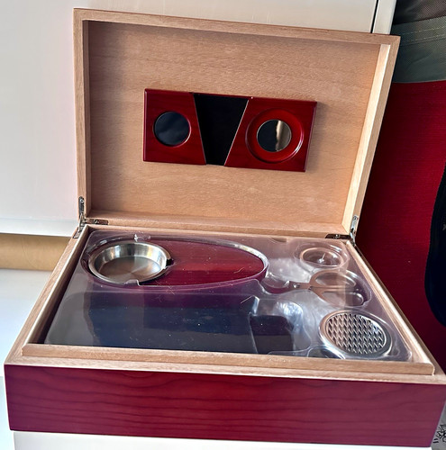 Exclusive rosewood humidor set - exclusive,