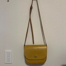 Mimi Berry Francis Shoulder