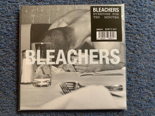 Bleachers everyone for - 'everyone, ten