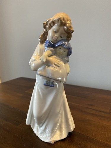 Retired nao lladro 1107 - by, #1107
