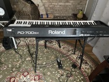Electric piano - ROLAND