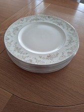 8 x Royal Doulton Diana Romance Collection H5079 Dinner Plates 27 cm Wide Set