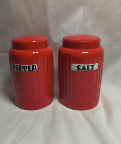 Vintage hall radiance red - hall,
