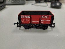 Hornby OO gauge RICHARD WEALE COAL MERCHANT Plank Open Wagon 1:76