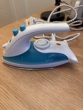 Steamworks 1,000W Travel Steam