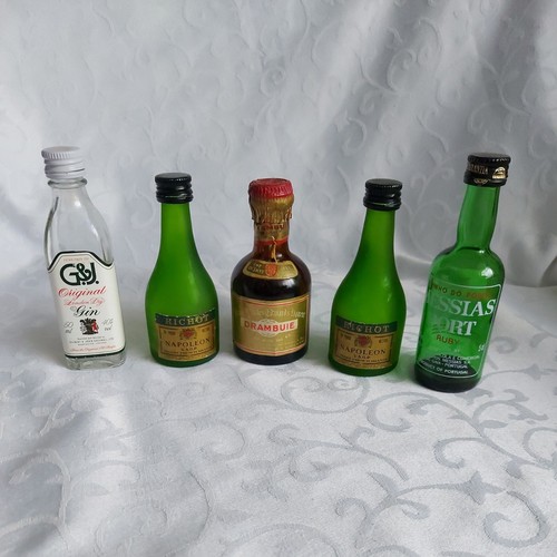 Empty miniature bottles - x,