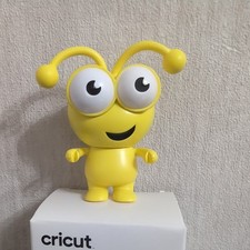 Genuine Cricut Cutie True Yellow New & Boxed