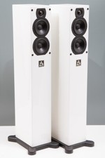 Leema Xone speakers, piano white, spikes, original packaging, no grills