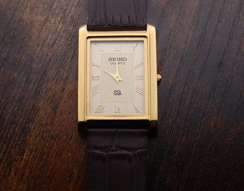 Vintage seiko quartz slim tank - seiko,