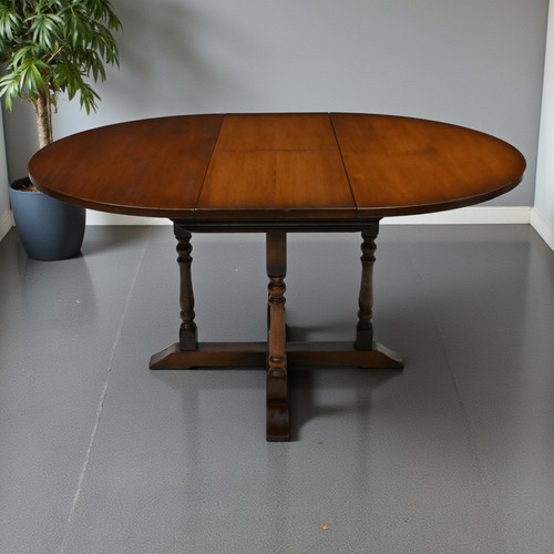 Old charm oak round dining - round,