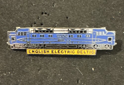 Pin badge train - pin’s,