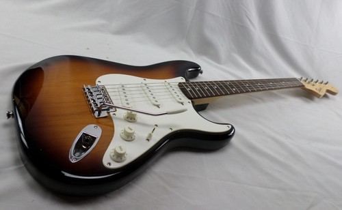 Squier fender strat affinity - fender,