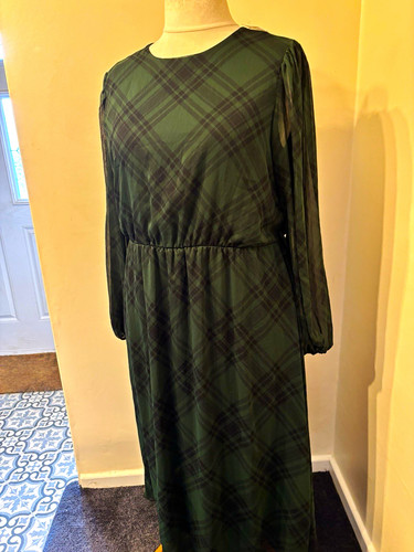 Next green plaid - next, round