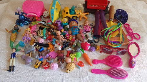 Childrens small toy figures - small, toy/
