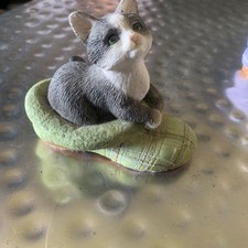Leonardo Collection Cat In