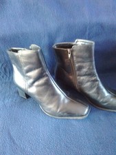 M&S Boots Footglove Insolia