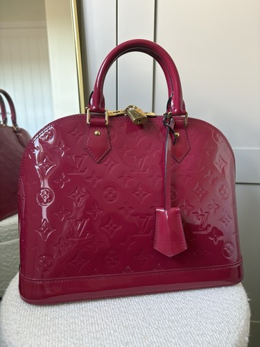 Louis vuitton alma handbag - louis,