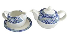 Vtg 1994 Royal Doulton Everyday China Glen Ora Teapot & Creamer W/Plate England