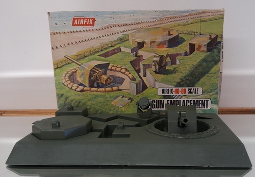 Airfix 1970 gun - gun, emplacement