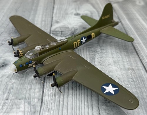 Corgi 17g flying fortress - flying,