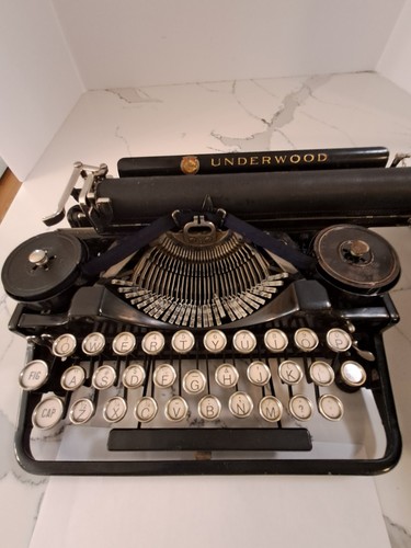Underwood standard typewriter - underwood,