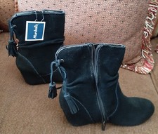 WOMENS WHITE MOUNTAIN BLACK