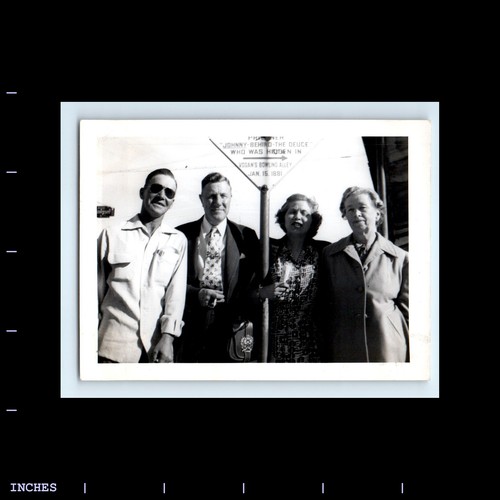 Old vintage photo men women - vintage,