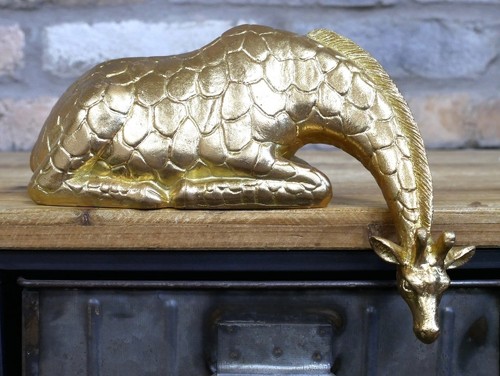 Gold giraffe shelf ornament - gold,