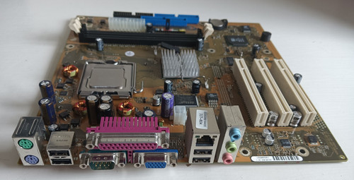 Fujitsu siemens d2140 b22 1 - fujitsu-siemens, d2140-b22