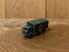 Lesney Matchbox No 63 Service Ambulance Ford 3 Ton 4x4 (684/003)
