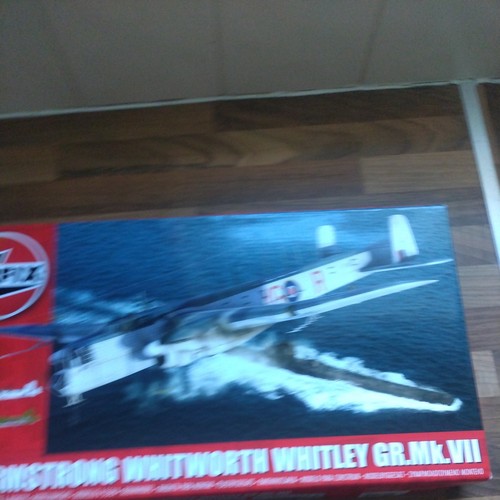 Airfix a09009 armstrong - airfix,