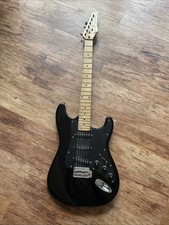 Fender Sunn Mustang Electric Guitar 1990s Stratocaster