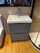 ex display Bathroom and Basin