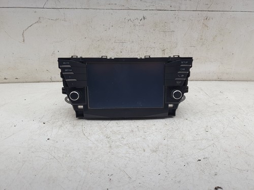 Toyota avensis sat nav - toyota, radio