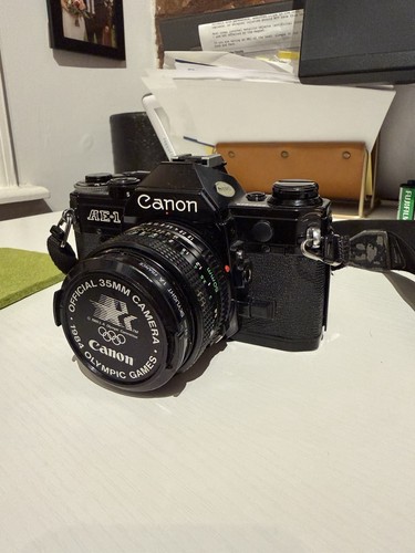 Canon program 35mm slr - ae-1,