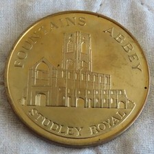 FOUNTAINS ABBEY 38mm BRONZE MEDAL - THE NATIONAL TRUST