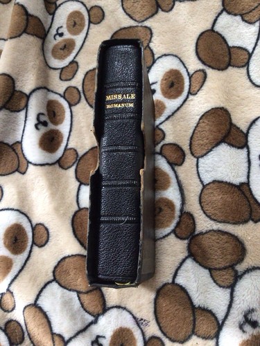 Missale romanum 1926 catholic - missale,
