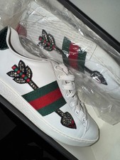 Womens Gucci White Arrow