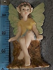 Enchanting Resin Fairy Figurine on Tree Stump Base - 10cm Tall Garden Decor