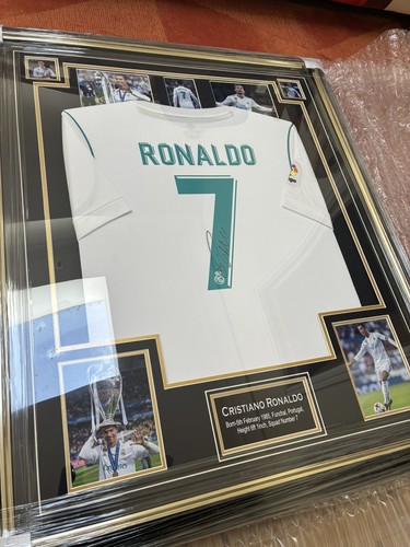 Cristiano ronaldo signed shirt - ronaldo,