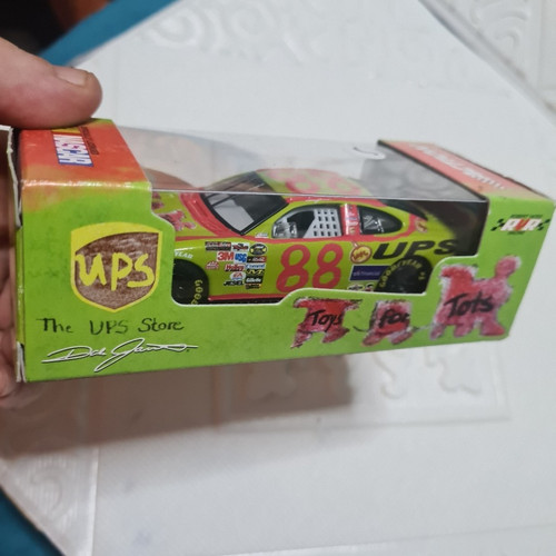 Action nascar ford taurus 2005 - nascar,