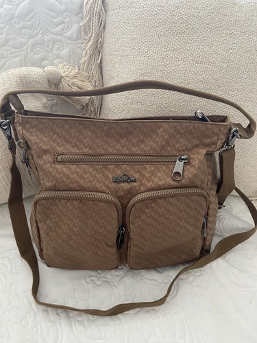 Kipling tasmo - kipling,