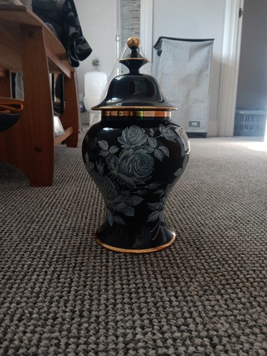 Blue rose vase