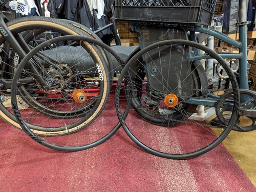Chris king atomik carbon - chris,