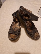 Fly London, Brown Leather