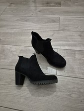 Ladies Black Boot size 5
