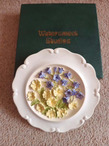 Watersmeet studios hand - hand, made