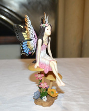 Sun Kissed-  Fairy Figurine Michael Talbot The Fairy Way 2003 Mushrooms