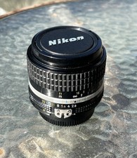 Nikkor 28mm f/2.8 Ai-S wide